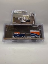 GREENLIGHT HITCH & TOW 1975 VOLKSWAGEN DOUBLE CAB & SMALL CARGO TRAILER GULF