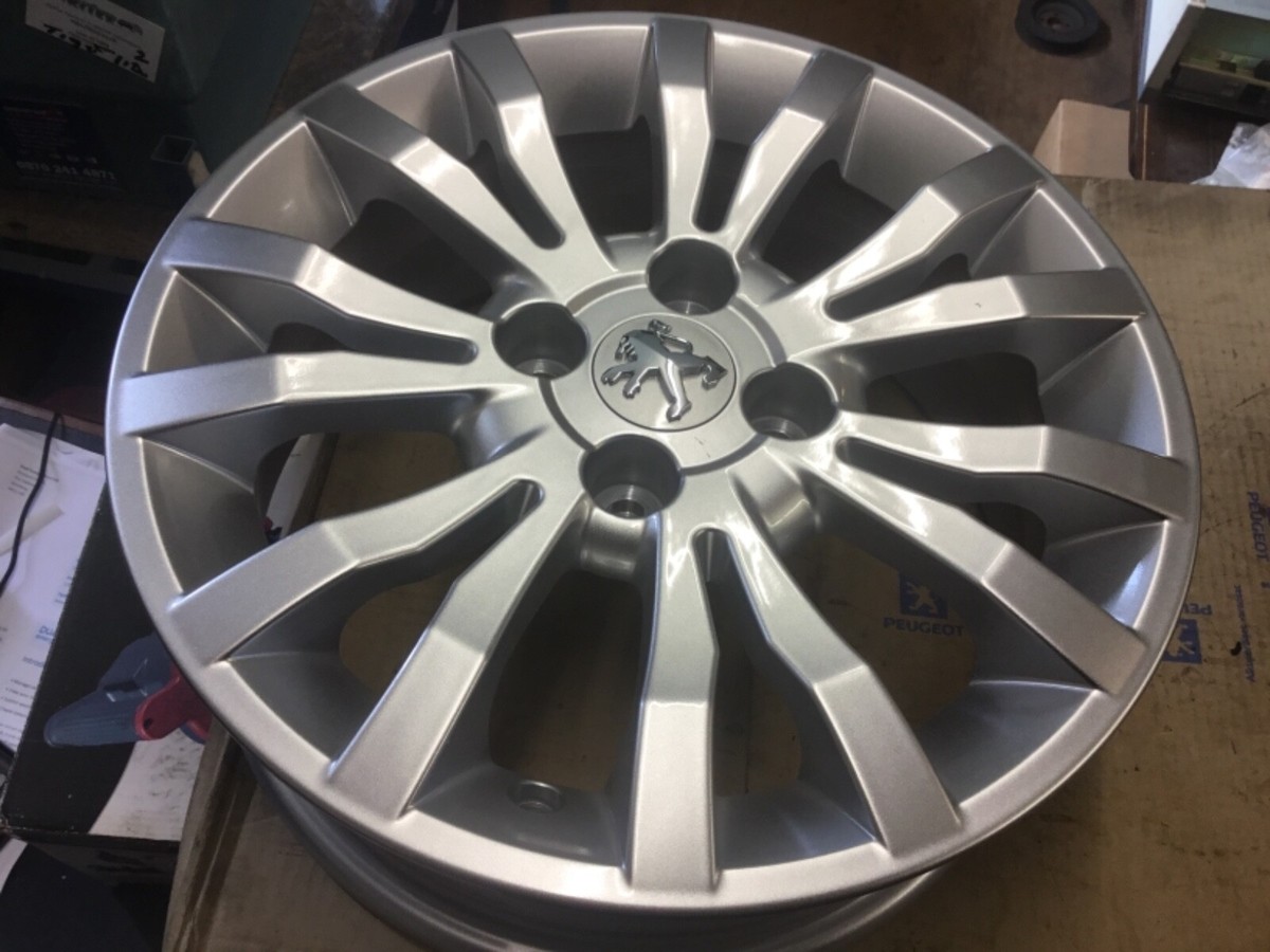genuine Peugeot 207 16”alloy wheel CHRONO 9607L4 6Jx16ch4-27