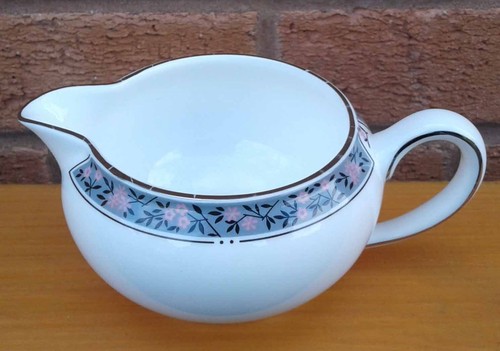 WEDGWOOD “FAIRMONT” PART TEA SERVICE SELECTION. - Picture 26 of 78