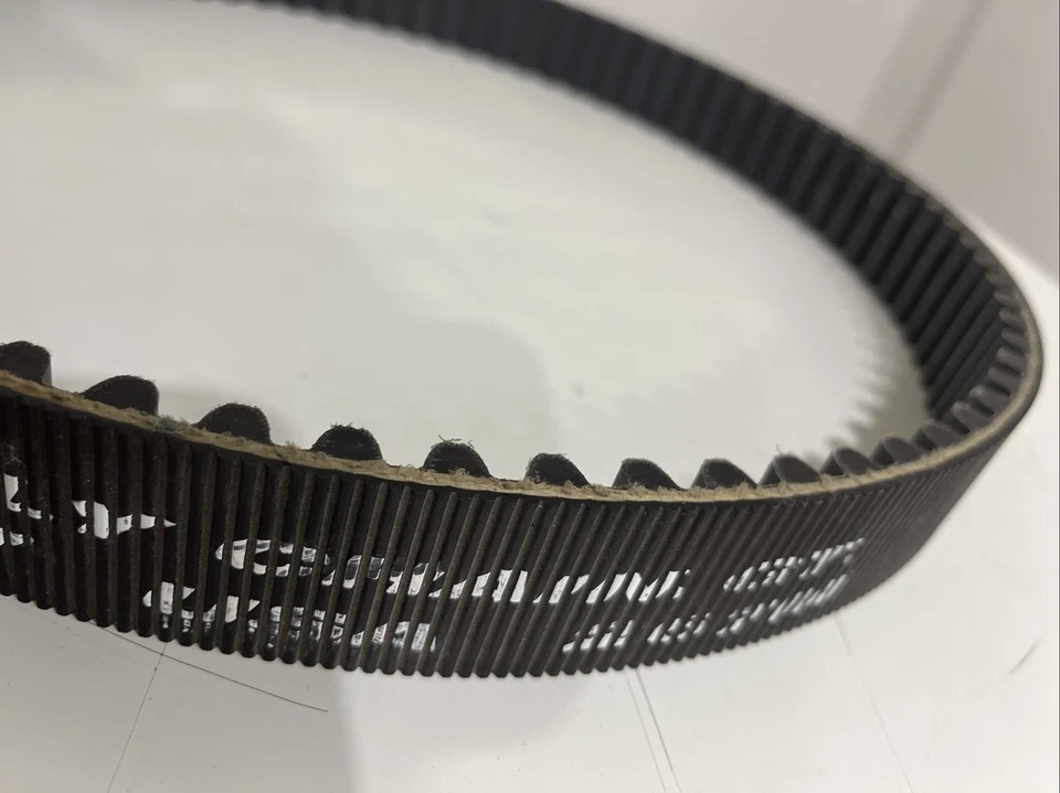 Gates Poly Chain Gt 14m-1120-37 USA 267M (USED) - Image 3 of 4