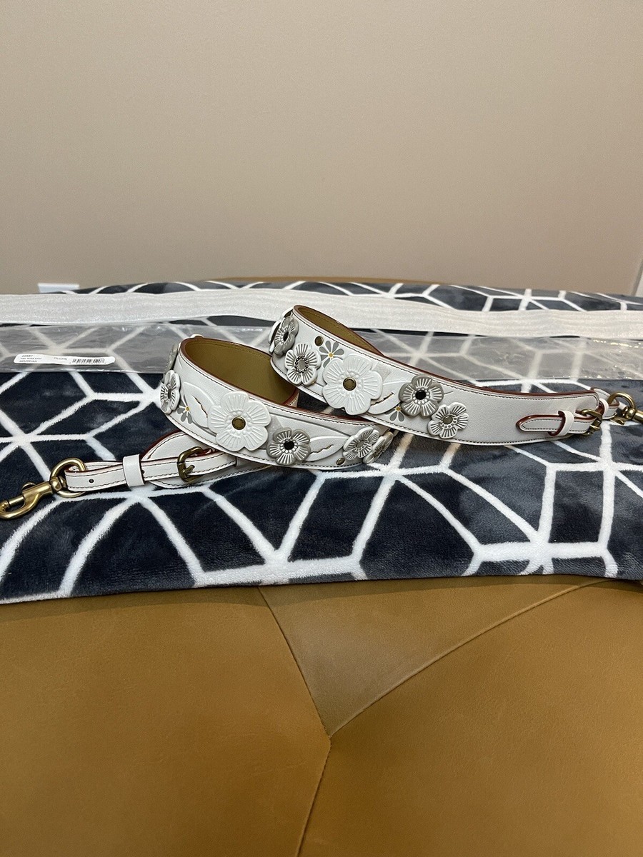 COACH Tea Rose Novelty Strap CHALK Glovetanned Leather NEW IN WRAP