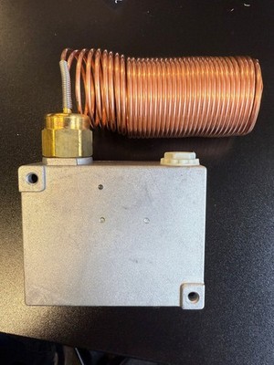 Siemens Frostwächter QAF81.6 Staefa Control System - 2-point, capillary 6000mm