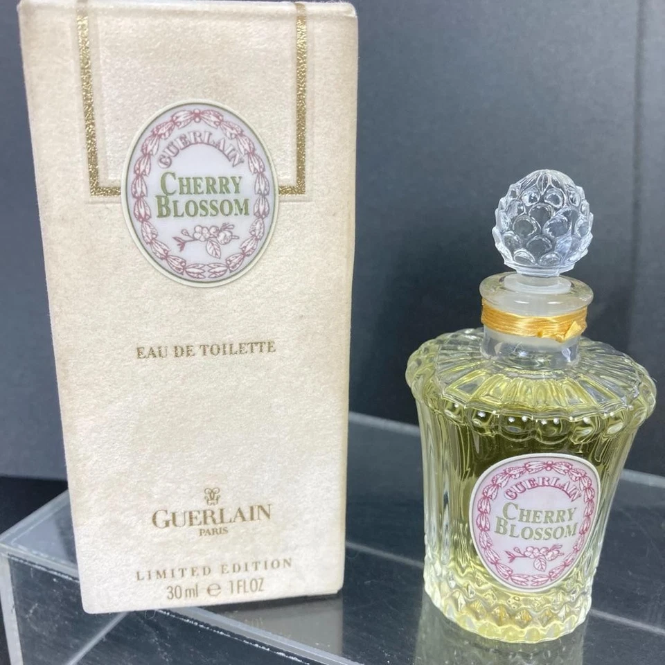 Botella limitada de colección CHERRY BLOSSOM Guerlain 1,0 OZ eau de toilette nueva en caja sin usar Foto 2 de 4
