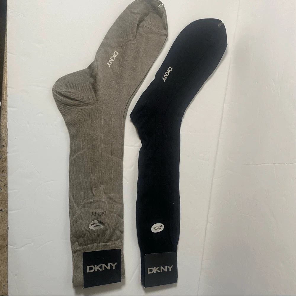 DKNY New With Tags Dress Socks Taupe and Black Size OS