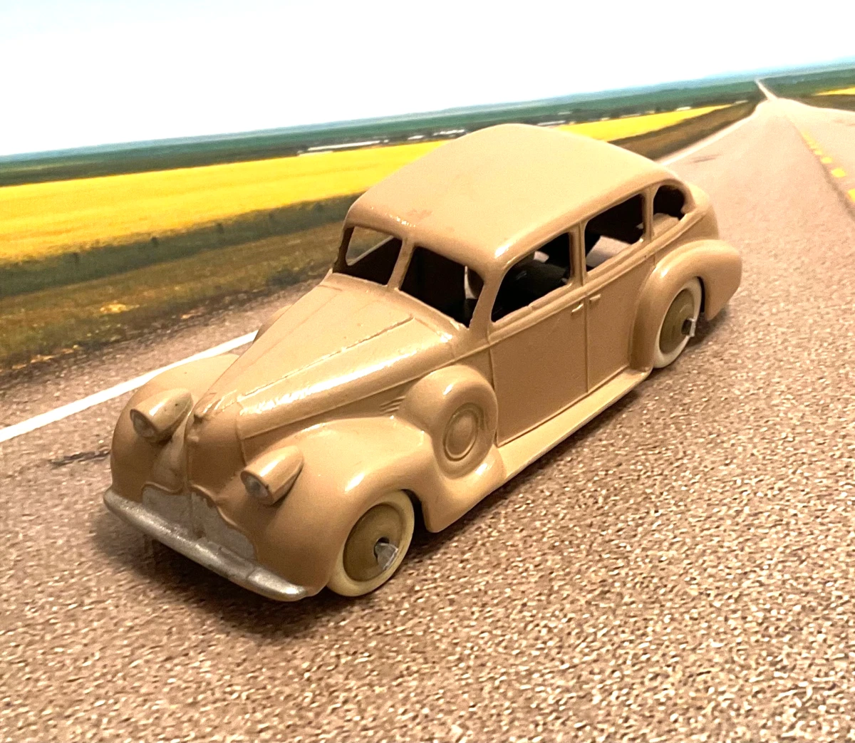 Miniature Dinky France – Buick Viceroy Taxi Club – CDF5 – 1/43 – PP COPY
