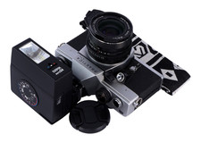 Praktica LTL 35mm Film SLR Camera  Pentacon Auto 29mm f/2.8 MC Lens  Flash Kit