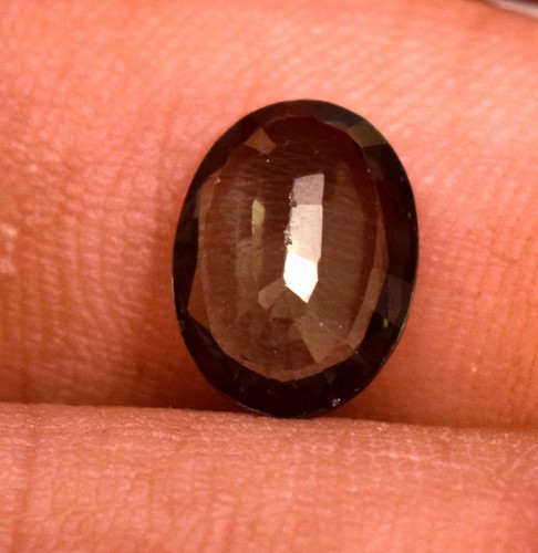 Mozambique Green Tourmaline 2.25 Ct Oval Cut Lab-Created Loose Gemstone - Picture 6 of 6