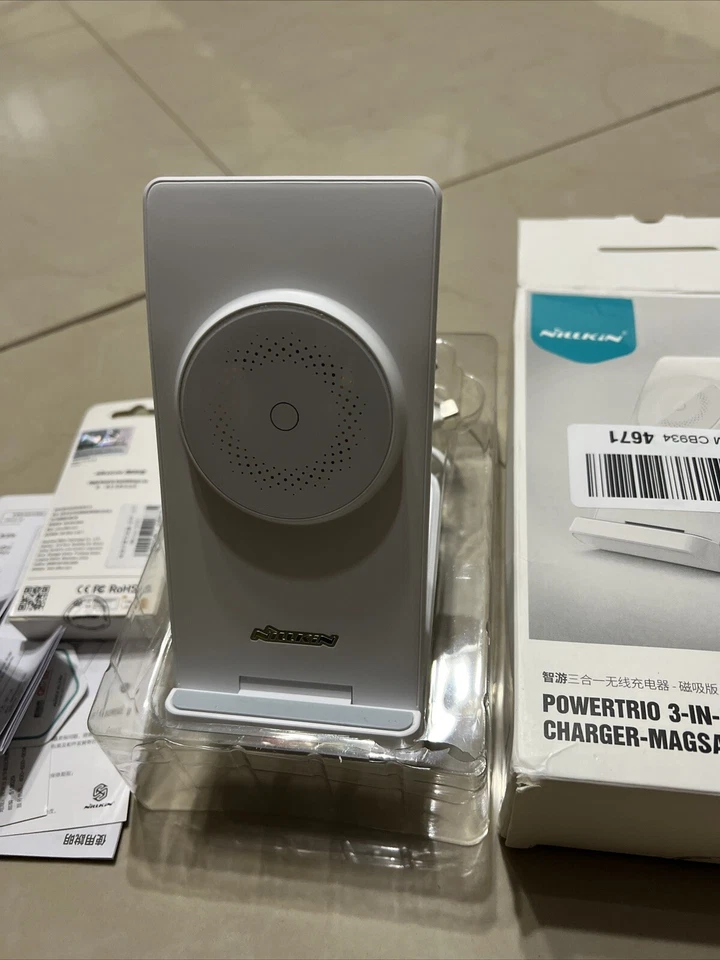 Nillkin 3 in 1 Charging Station for Apple Devices - Image 3 of 3