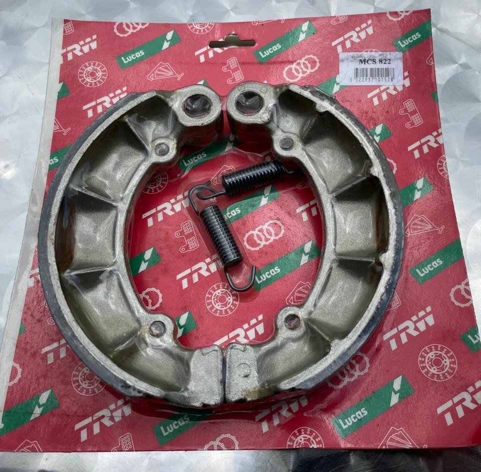 Plaquettes de Frein Arrière MCS 822 TRW Pour Honda VF750C VT750C - Photo 2/4