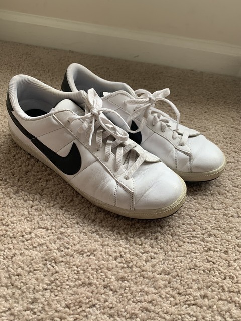 nike tennis classic mens
