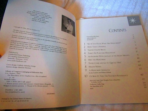 2002 3rd Ed Updated THE MUNCHKINS OF OZ Actors History Photos Midgets Genealogy - Imagen 2 de 7