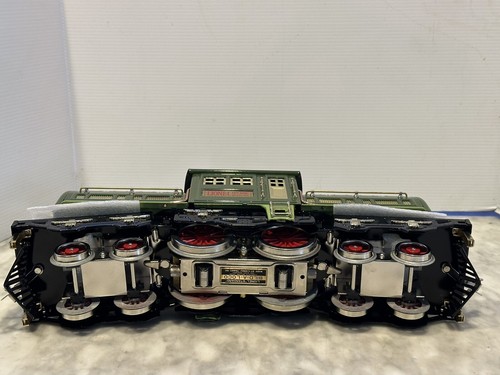 LIONEL CLASSIC STANDARD 6-13102 GREEN 381E LOCOMOTIVE IN BOX W/ INSTRUCTION - Picture 6 of 9