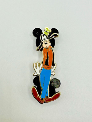 Disney 90th Anniversary Outfits Mystery Collection Pin Goofy as Himself