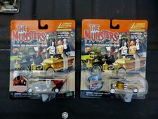 JOHNNY LIGHTNING SET "THE MUNSTERS "WHITE LIGHTNING   MUNSTERS COACH  DRAG-U-LA