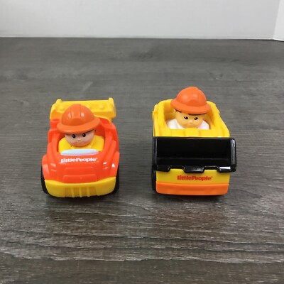 2 Fisher Price Little People Wheelies Construction Vehicles Dump Truck Bulldozer