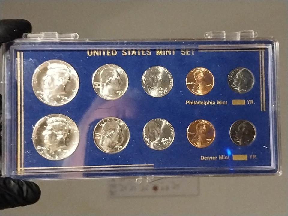 2025 D AND P CLAD MINT SET 10 PCS BRILLIANT UNCIRCULATED IN BEAUTIFUL HOLDER  - Image 4 of 4