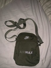 Borsa messenger Nike uomo verde mimetica tracolla regolabile zip tasche nuova