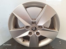 2016 SKODA OCTAVIA SKODA OCTAVIA 16" ALLOY 6.5 X 16 ET 46 WHEEL HAS MINOR MARKS