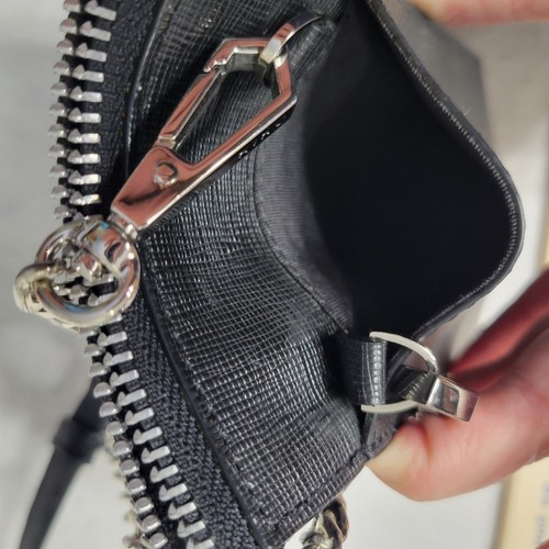 Kiko Cellphone/Credit Card Crossbody Safariano Leather - Picture 10 of 10