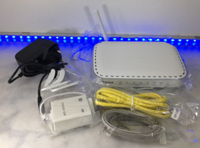 Netgear DG834G 54 Mbps 10/100 KABELLOSER G ROUTER UK VERKÄUFER KOSTENLOSER P&P #BOX8