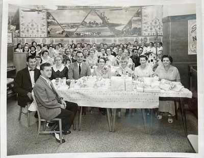 ROE ROE'S DAIRY SIOUX CITY IOWA 1950'S 8X10 PHOTO Woodworth Badgerow Building