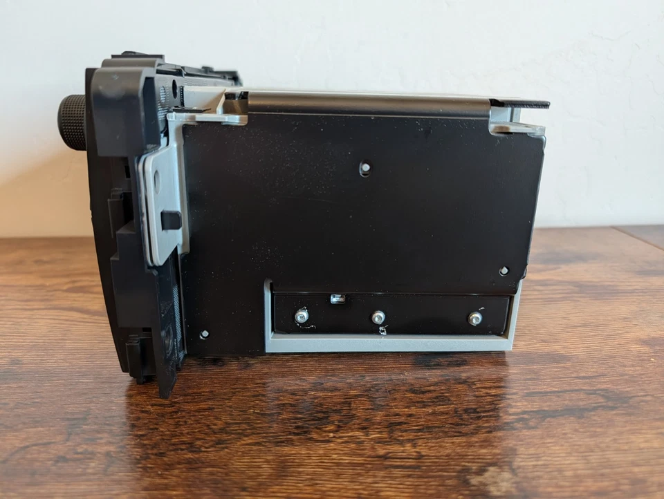 GM Chevrolet GMC Sierra Yukon Tahoe BOSE OEM Radio CD Player 20934593 Delphi - Image 3 of 4