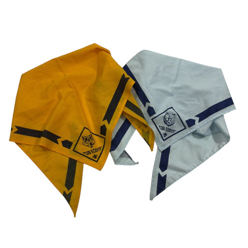 Cub Scouts Scarf Neckerchief Bandana Yellow Blue Wolf Bear Logo Boy Scouts