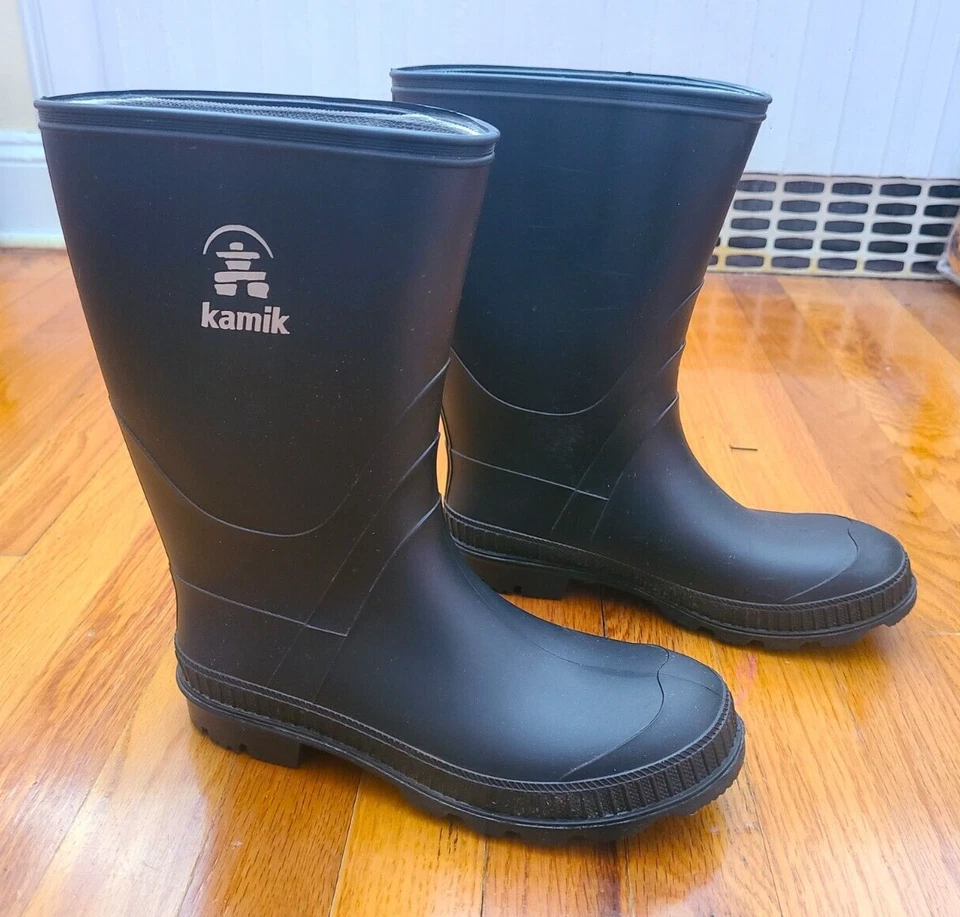 Bota de Lluvia Kamik Stomp Negra 6 M US Big Kid Foto 2 de 4