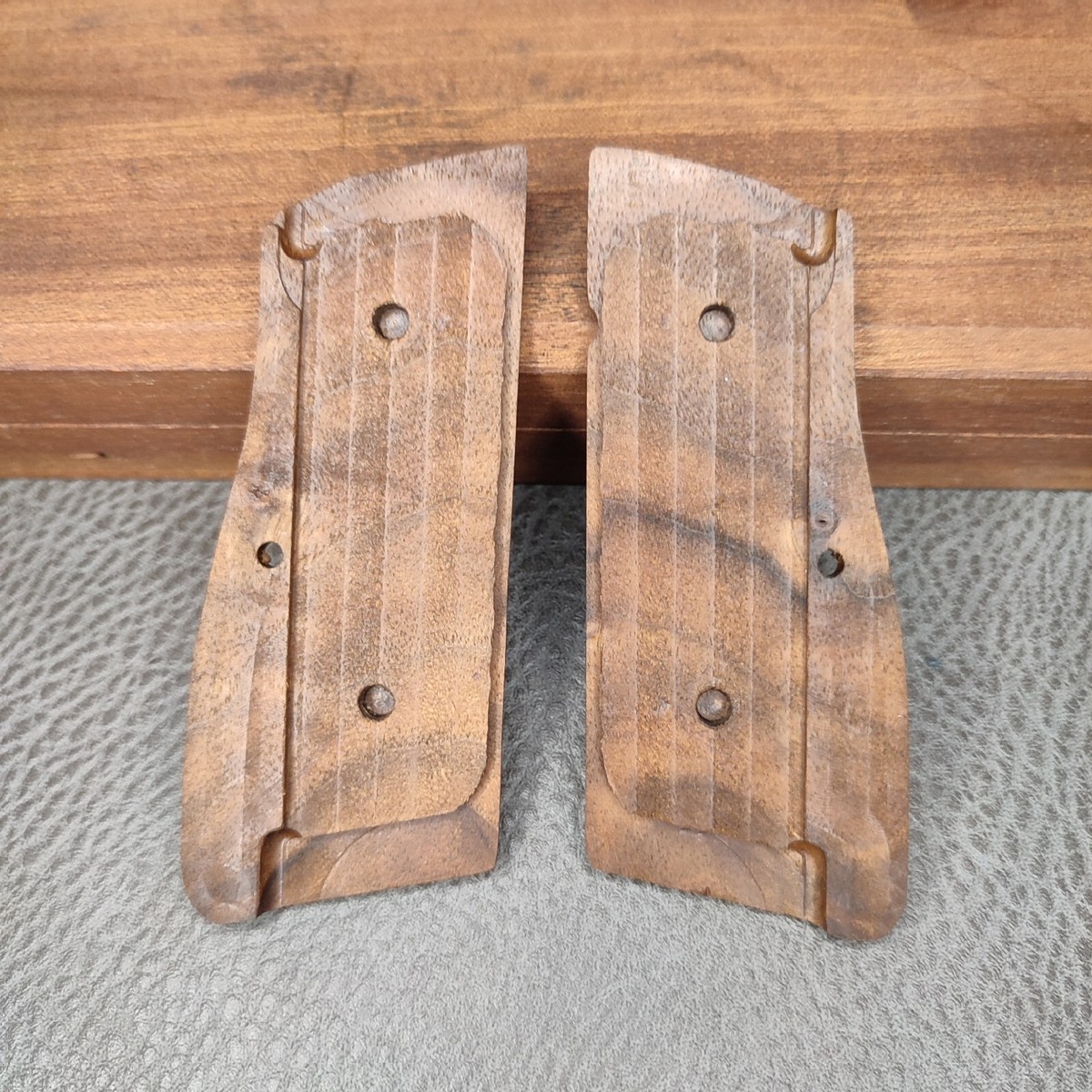 Poignées Pistolet MAKGRIPS Pour Browning HP, Springfield SA-35, Regent BR9 - Neuves