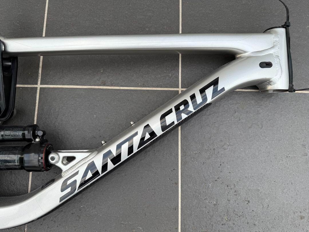 Santa Cruz Bronson V3 AL 2019 M シルバー送料込み Santa Cruz Bronson V3 AL 2019 M Silver | eBay