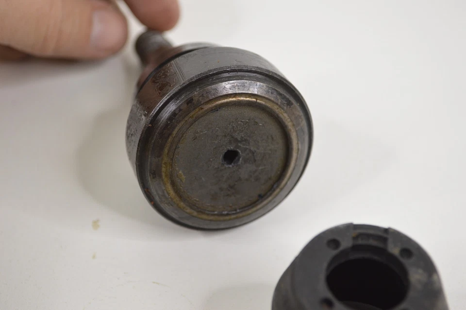 Toyota Carina Corona Corolla Celica 1971-1987 rótula inferior delantera Moog K9083 Foto 4 de 4