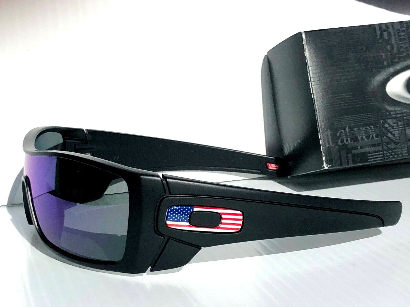 Oakley Standard Issue Batwolf USA Flag Collection