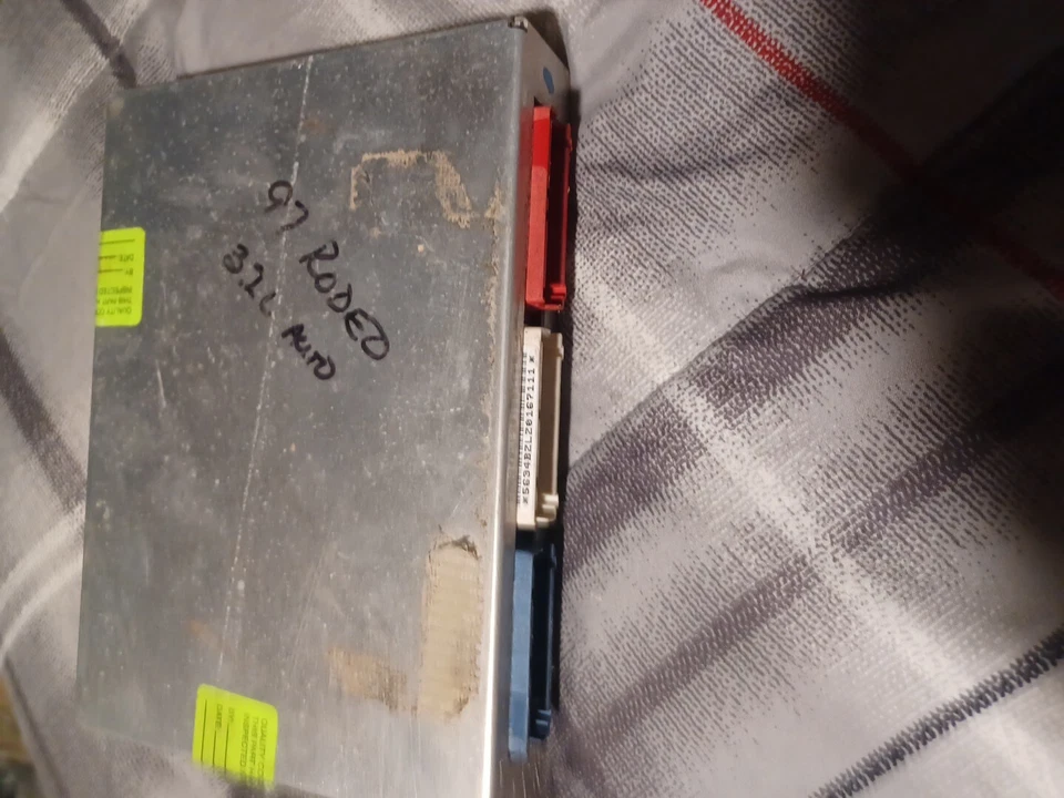 8162432590 ecm ecu computer 1997 Isuzu Rodeo automático Foto 2 de 3