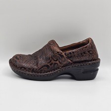 BOC Born Concept Shoes Womens 7M Peggy Clogs Tooled BC6630 Brown Leather