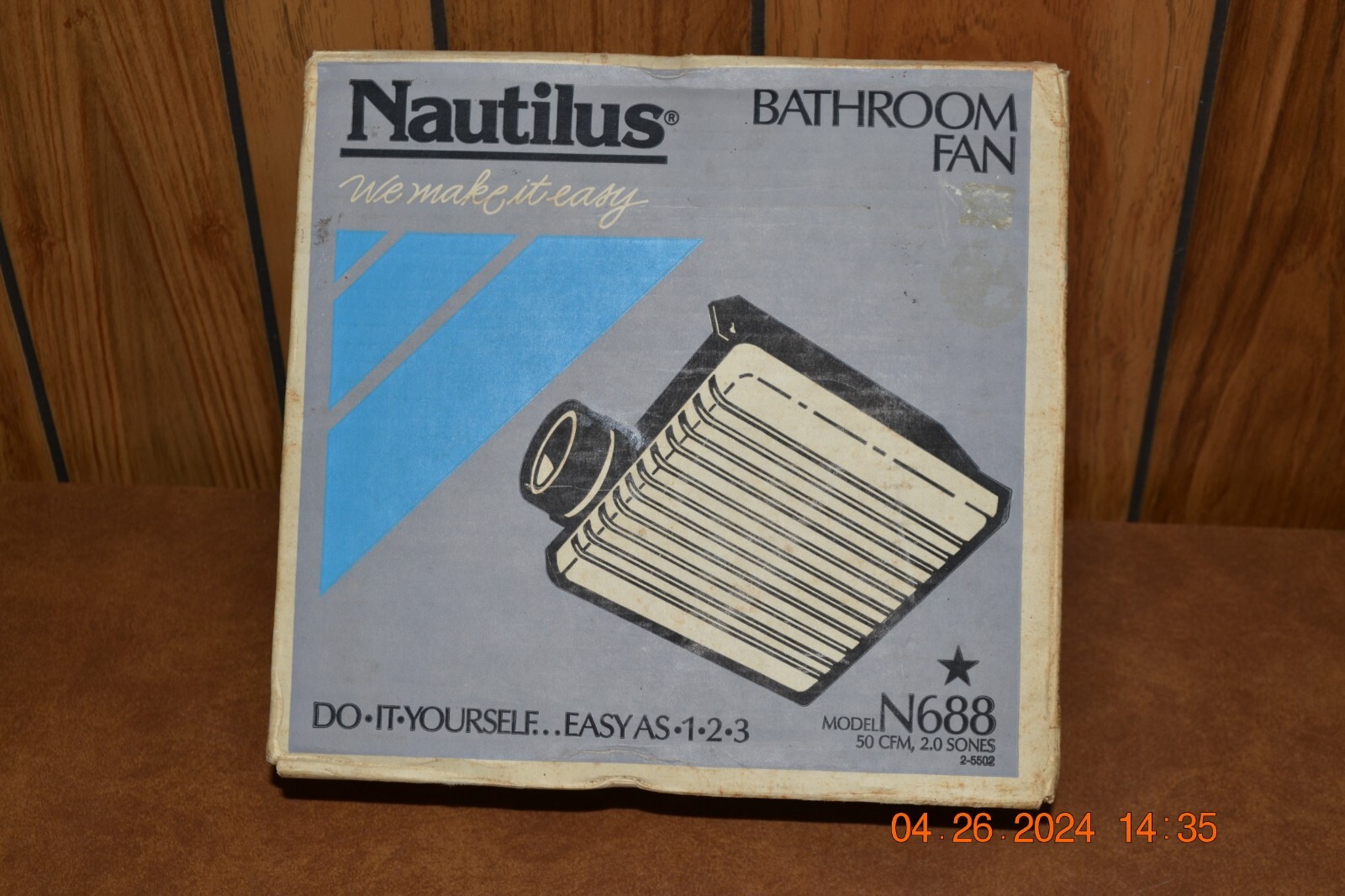 NIB Vintage Nautilus Bathroom Fan Model N688 50 CFM 3" Duct Connector