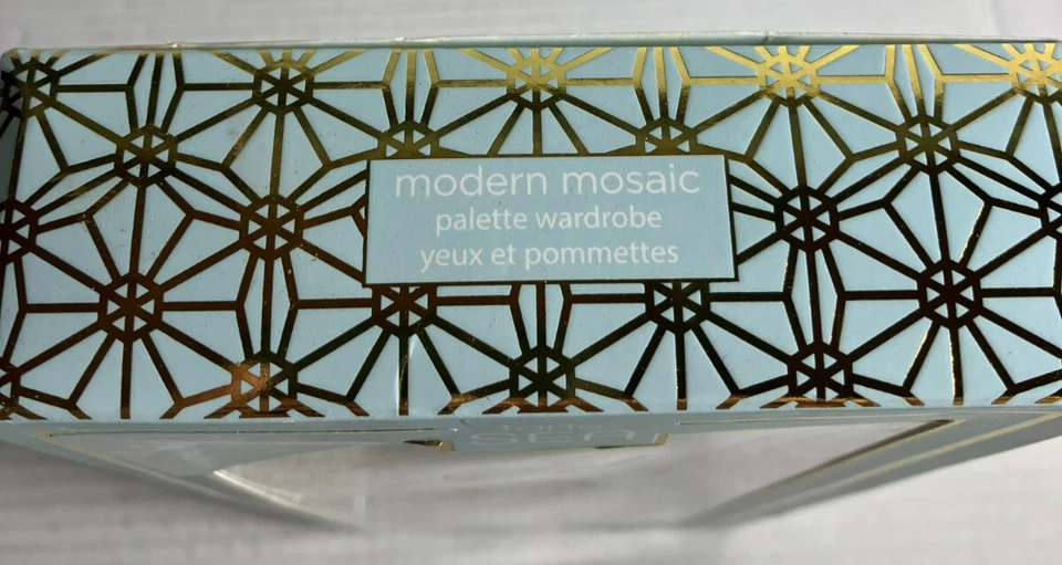 Tarte Sea Modern Mosaic Palette Wardrobe Eyeshadow & Face Palette *Open Box* - Image 4 of 4