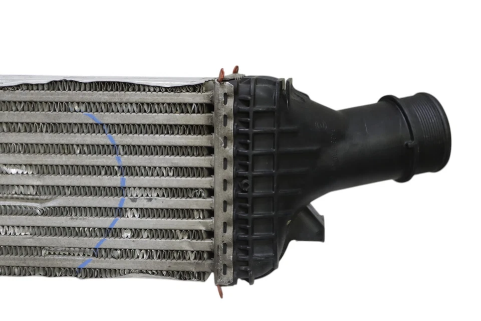 Radiador intercooler inferior dianteiro Audi Q5 8K0145805AC 2014 2015 2016 FABRICANTE DE EQUIPAMENTO ORIGINAL - Imagem 2 de 4