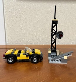 LEGO DC Comics Super Heroes: Superman Metropolis Showdown (76002)