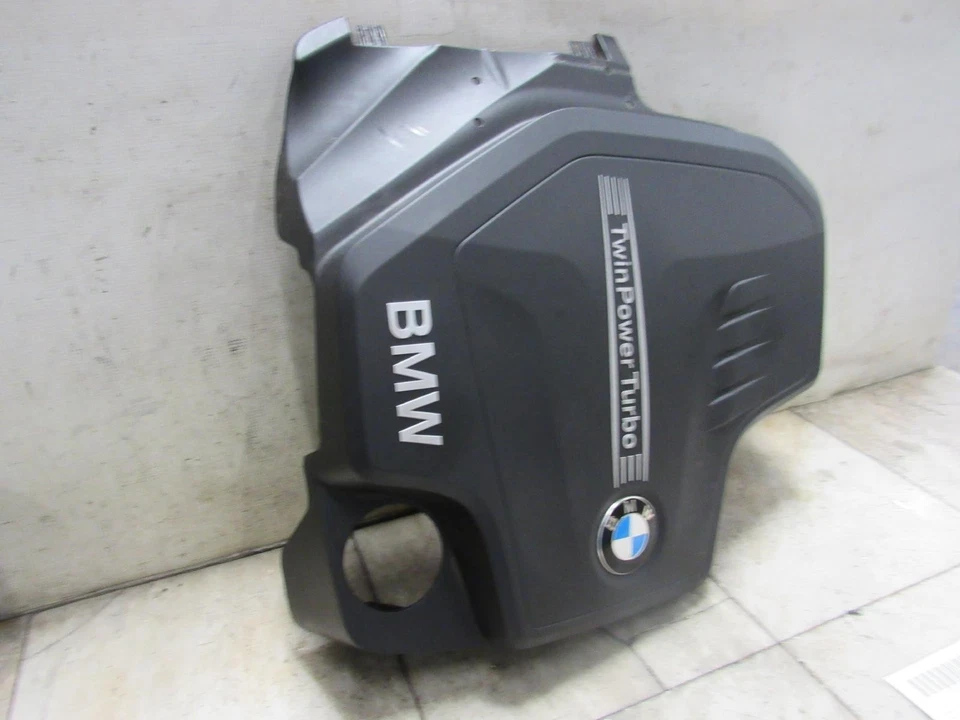 CUBIERTA MOTOR BMW 528I 13 14 15 16 Foto 3 de 4