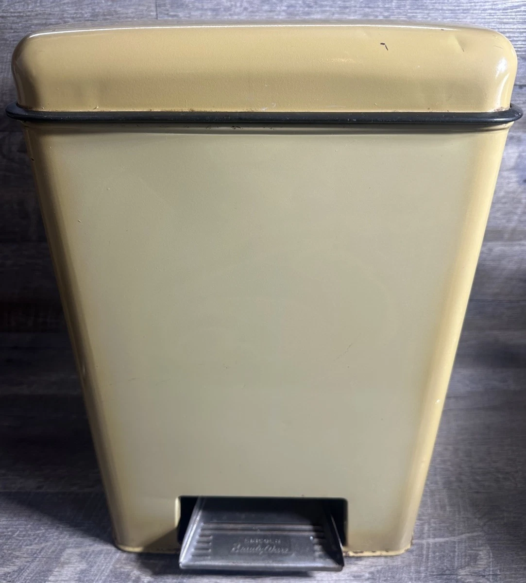 Vintage/Retro Household Trash Cans & Wastebaskets | eBay Vintage/Retro Household Trash Cans & Wastebaskets | eBay