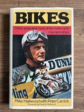 Bikes: 30 Years & More of Motor Cycle World Championships Mike Hailwood HB1st