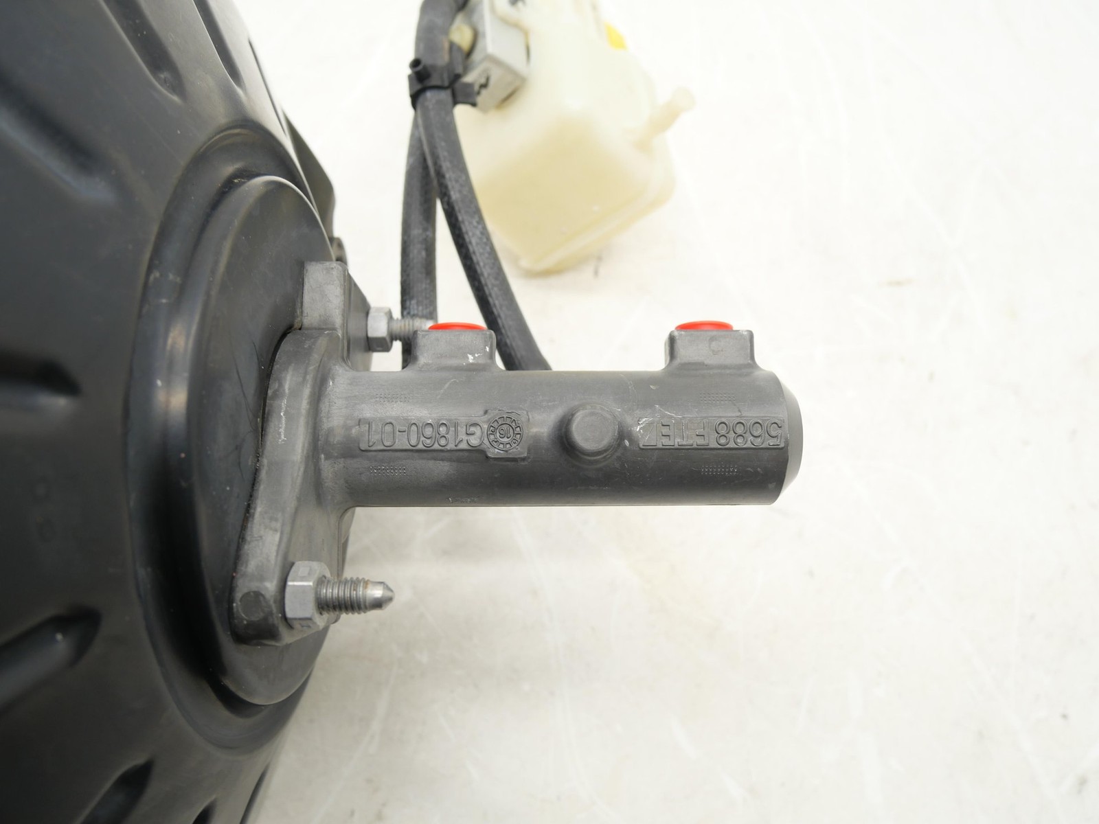 Used Power Brake Booster Master Cylinder Reservoir 2016-2021 McLaren 570S OEM