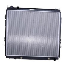 Radiator  Compatible with CU2376: 01-07 Toyota Sequoia, 04-06 Toyota Tundra