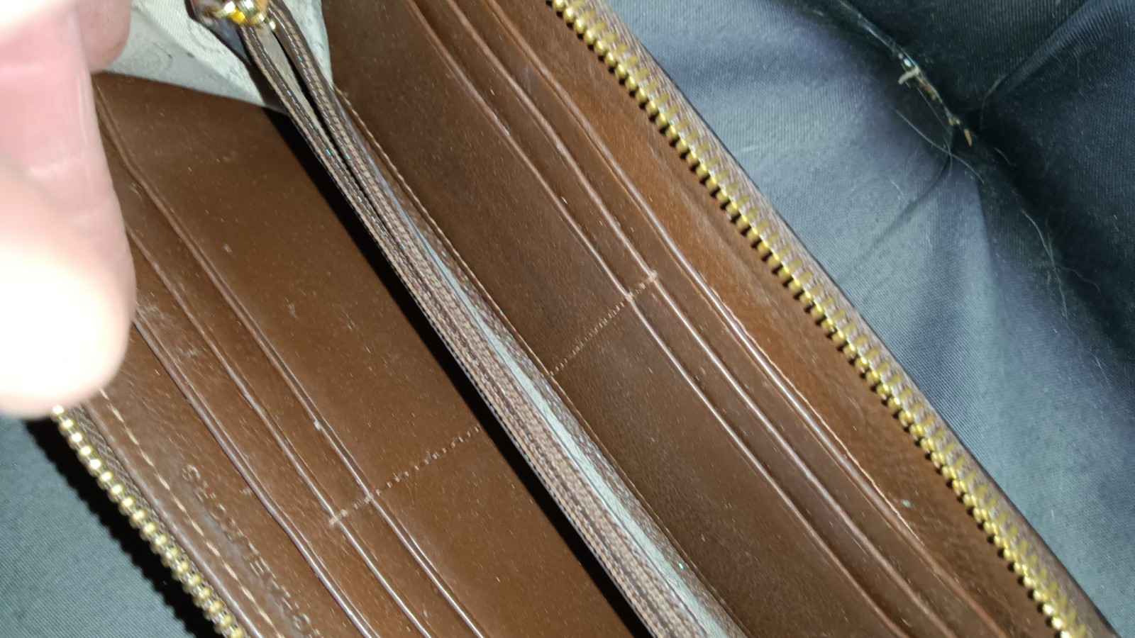 Michael Kors Women's Wallet thumbnail 3