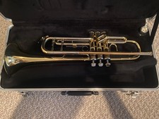 Bach BTR301 Trumpet Easy To Play Good Condition Case and mouthpiece
