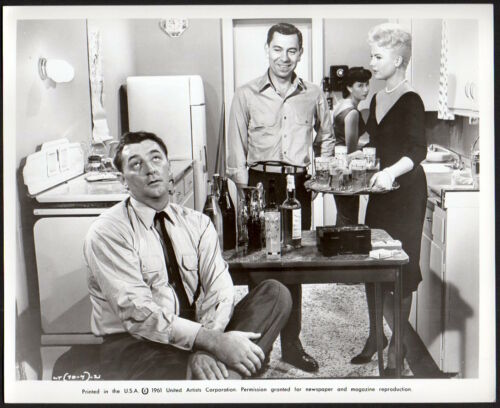 ROBERT MITCHUM Jack Webb MARTHA HYER Vintage Photo THE LAST TIME I SAW ARCHIE - Picture 1 of 2