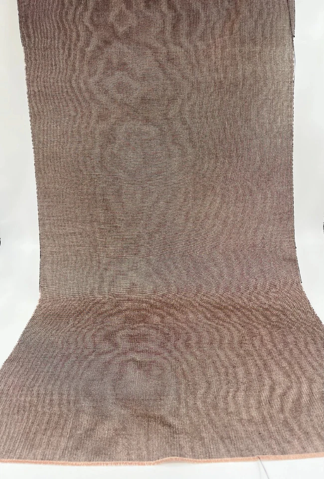 Tela Moire de seda marrón por 2 metros, estampado de marca de agua, opciones multicolores. Foto 4 de 4
