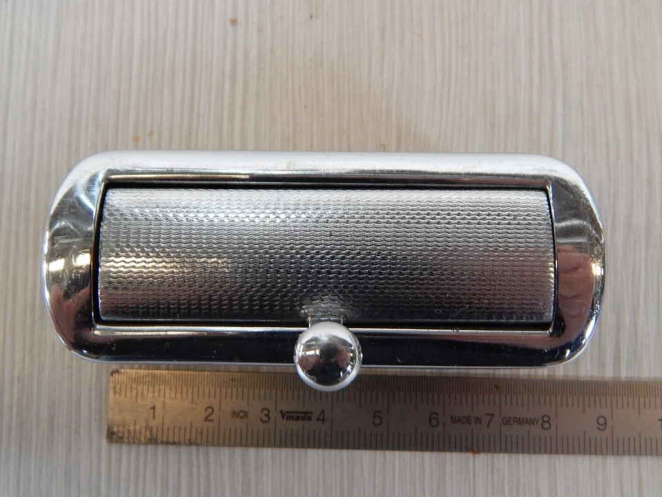 Raro: posacenere Bom originale per auto tipo Ferrari Maserati etc - Immagine 2 di 4