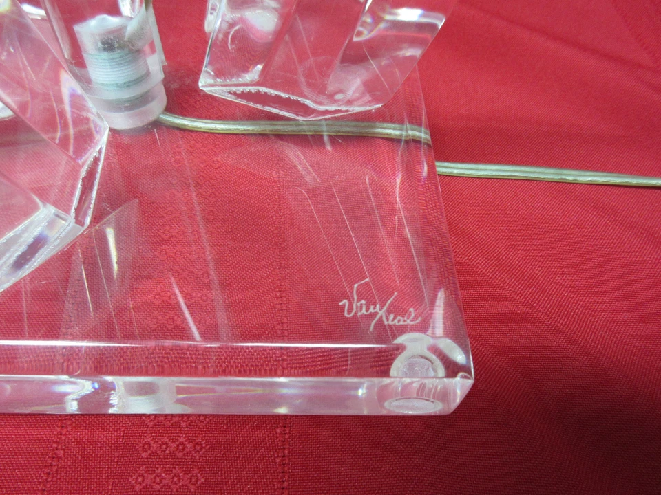Par de lámparas de mesa vintage Van Teal Lucite cristal de hielo firmadas lámpara de mediados de siglo Foto 4 de 4