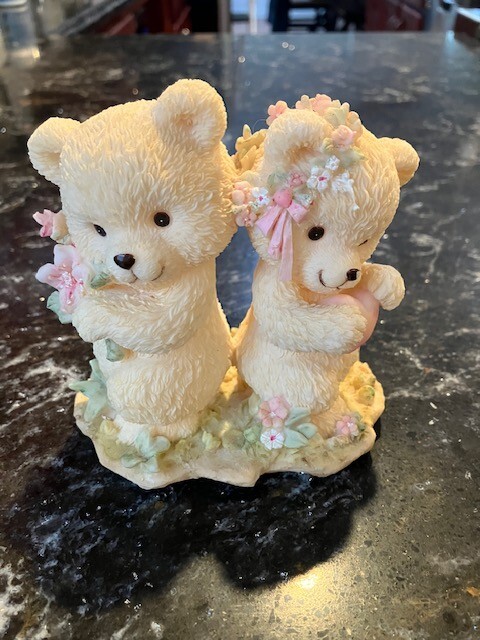 Bear Figurine in Love w/Heart & Flowers Tan Color 4" Tall Cute